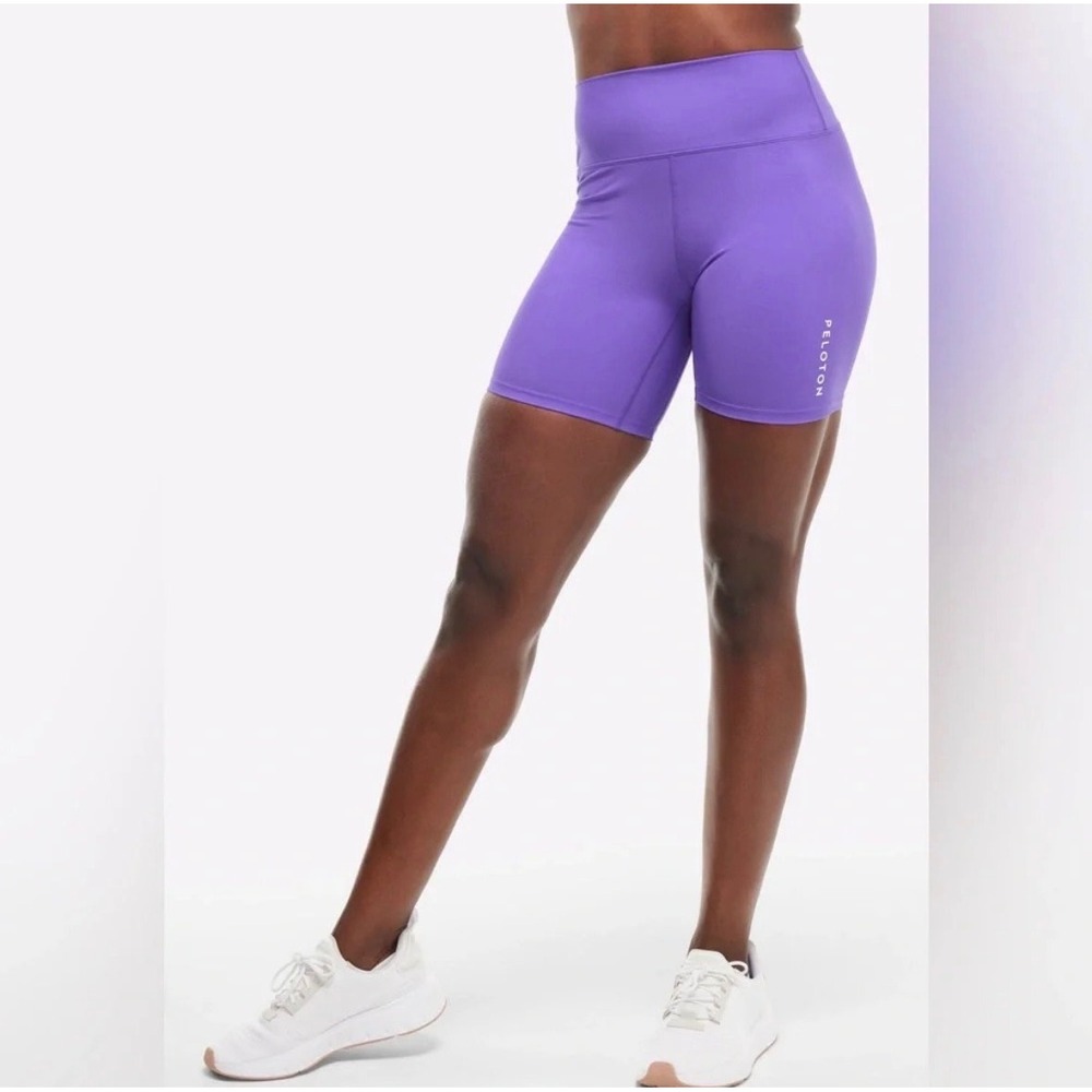 Peloton Cadent 7" Biker Shorts High Rise Logo Size Large Purple Womens